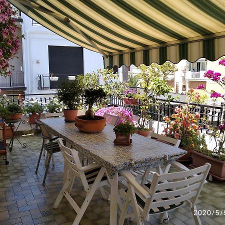 아치카스텔로 La Castellese B&B 외부 사진