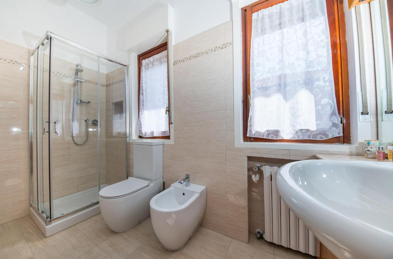 아치카스텔로 La Castellese B&B 외부 사진