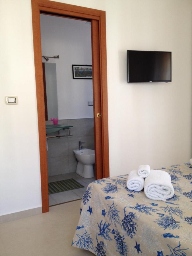 아치카스텔로 La Castellese B&B 외부 사진