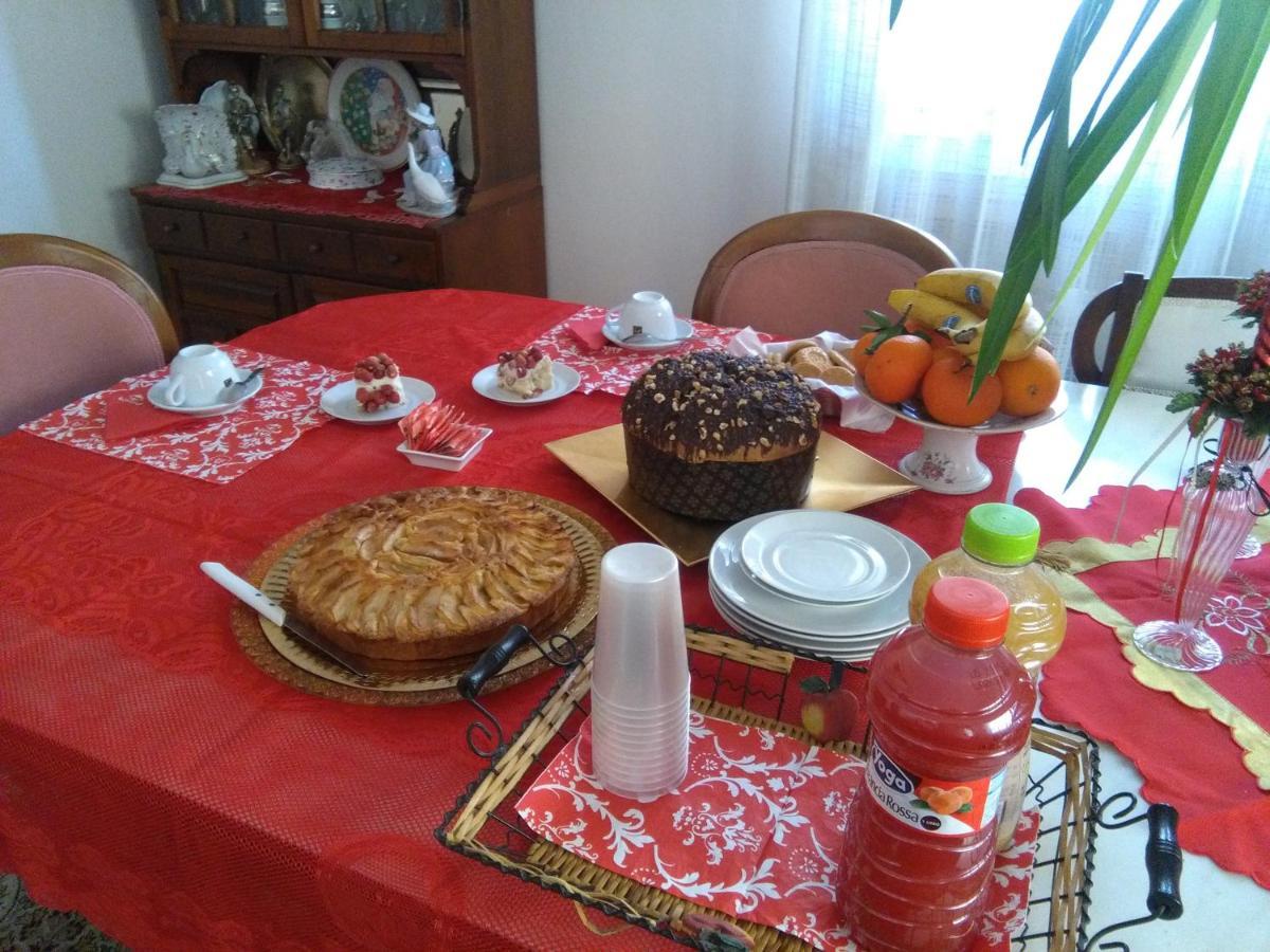 아치카스텔로 La Castellese B&B 외부 사진