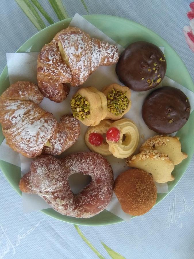 아치카스텔로 La Castellese B&B 외부 사진