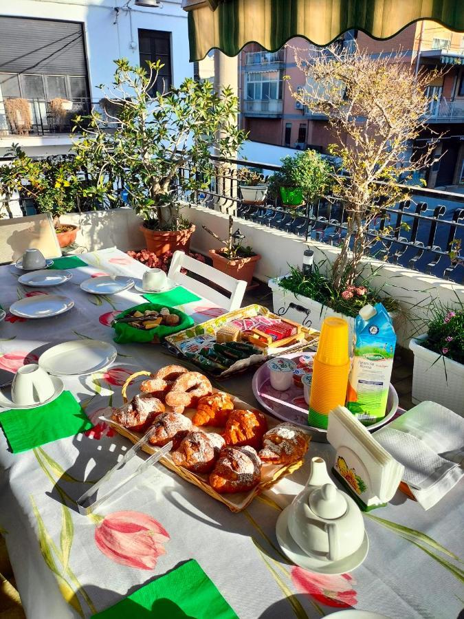 아치카스텔로 La Castellese B&B 외부 사진